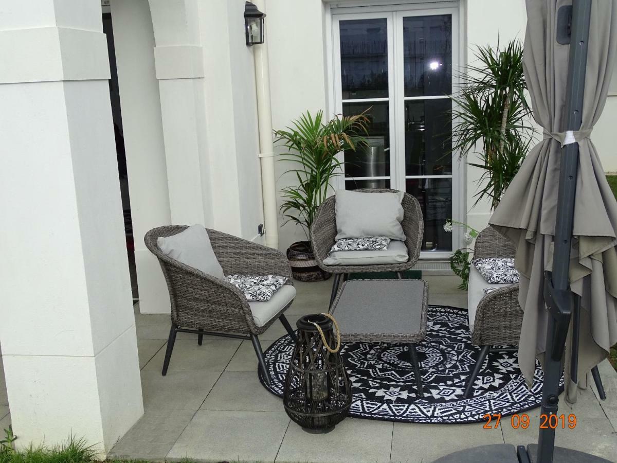 Victoria Family House Disneyland Paris Serris Exterior photo
